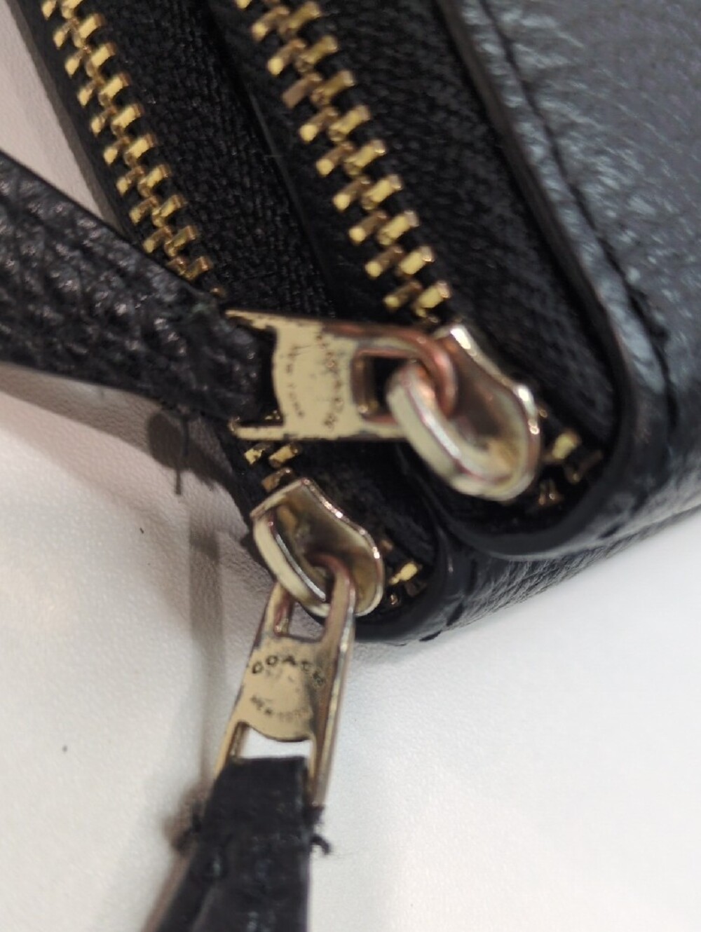 Coach Black Pebbled Leather Zip Around Wallet with Gold Logo - Picture 7 of 12